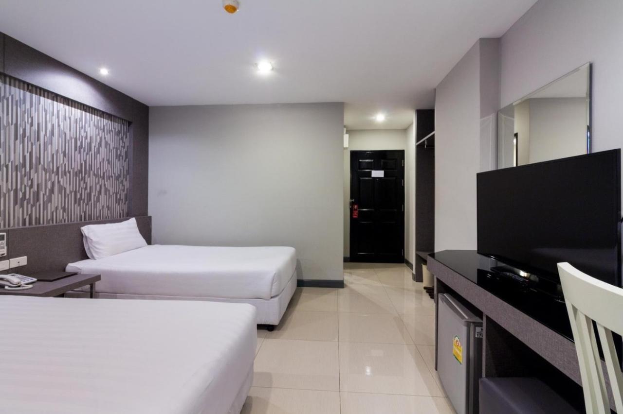 C Hotel Bangna Бангкок Экстерьер фото